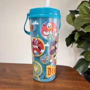 Disneyland Play in the Parks Plastic Sipper Drink Cup Bottle Handle Straw Disney